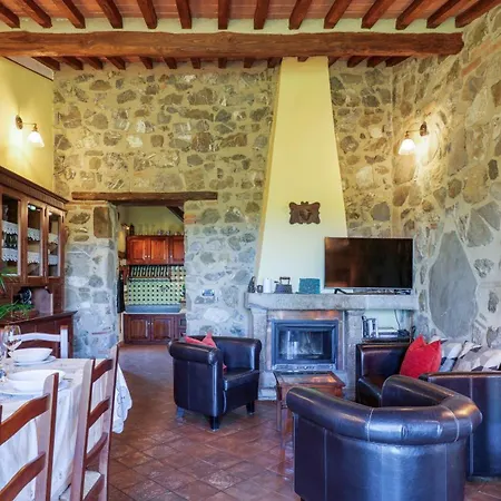 Villa Montebendico 4 Castel del Piano (Tuscany)